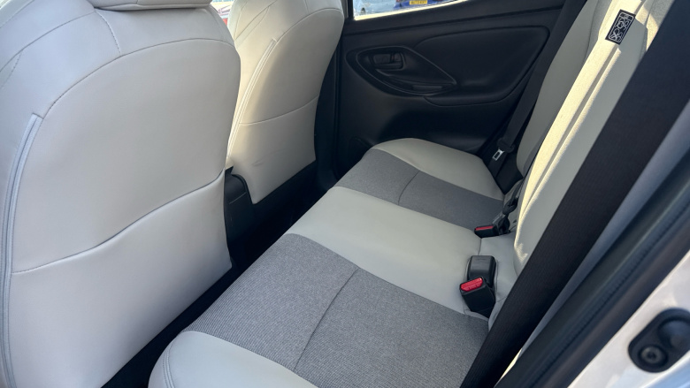 Toyota Yaris 1.5 Hybrid Excel 5dr CVT Hybrid Hatchback